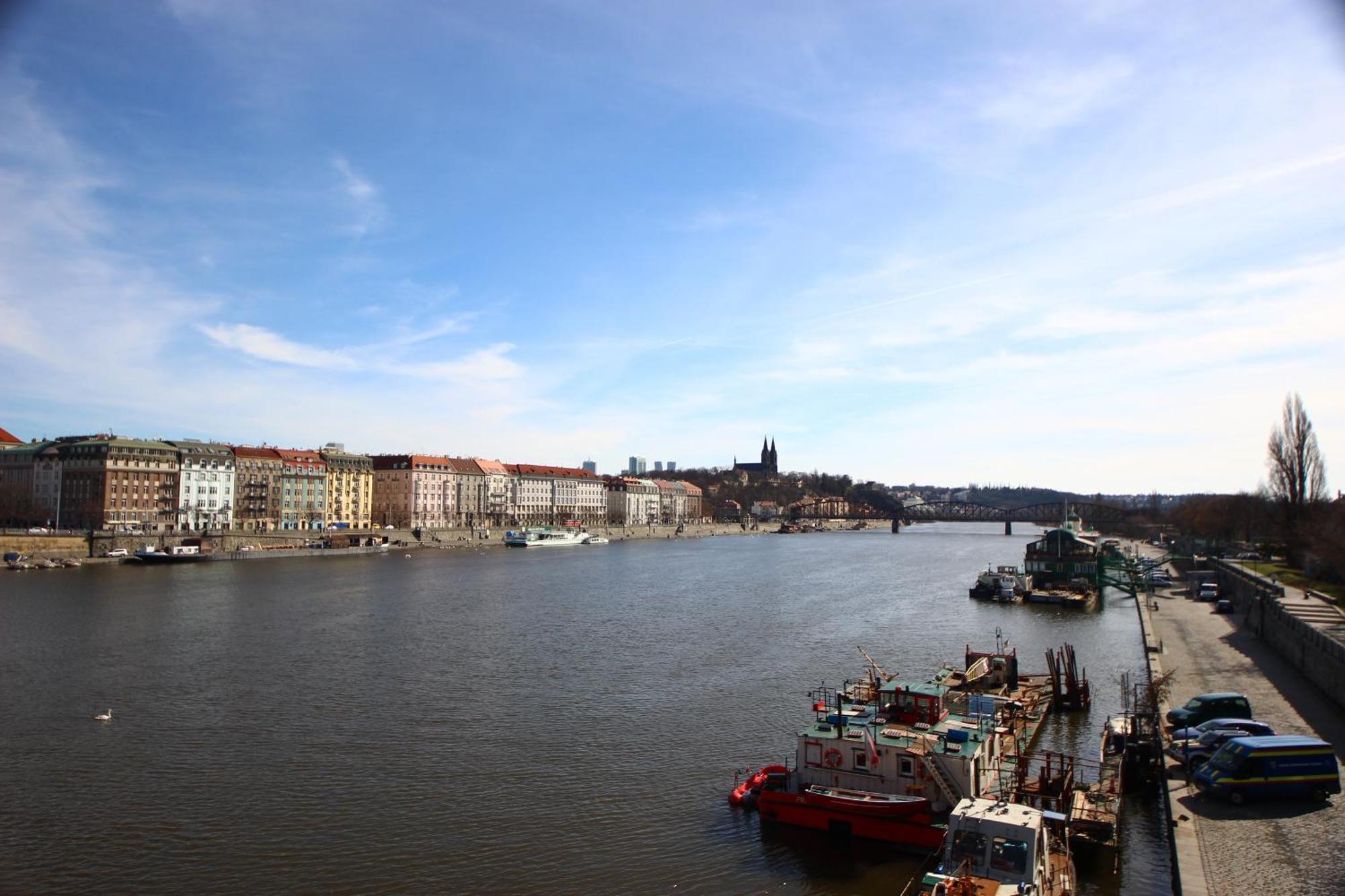 Quiet Apartment In The City Center With Own Terrace Praha Bagian luar foto